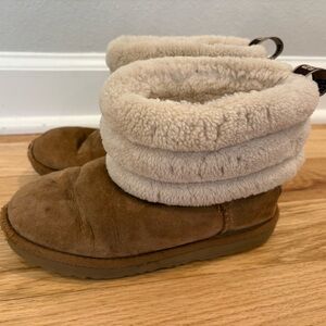 UGG Boots Girl’s Tan Brown Chestnut size 3Y Winter Fur Pull on bootie